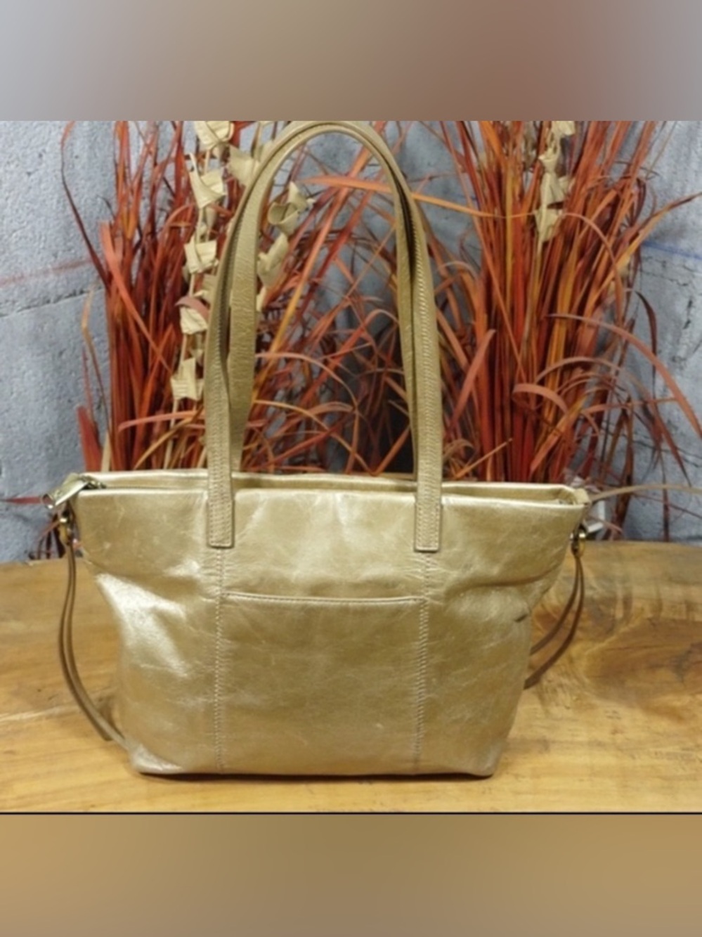 HOBO Gold Leather “Chance”